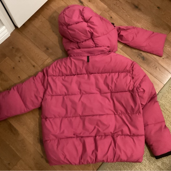 NWT DKNY Womens Quilted Jacket. -4 - Picture 3 of 9